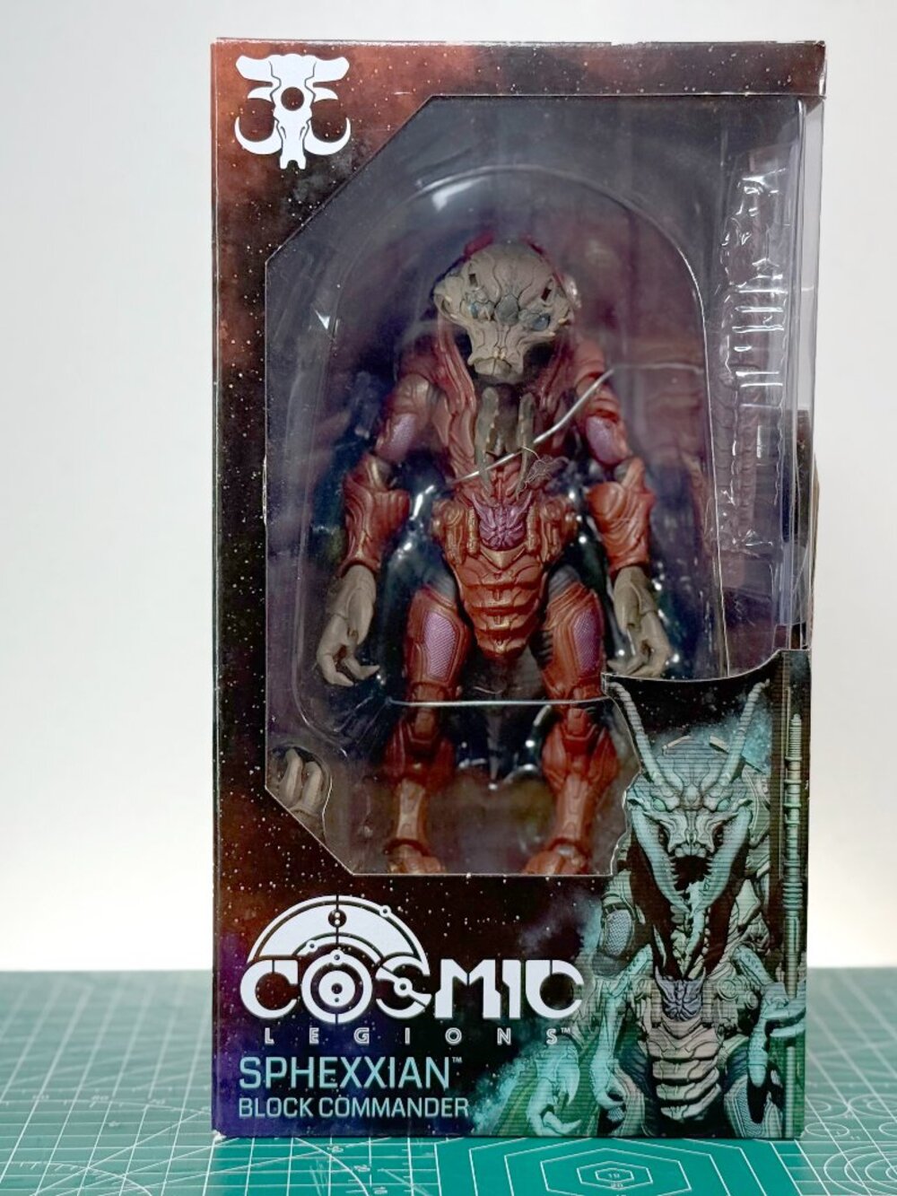 Cosmic Legions Sphexxian Block Commander Figure Four Horsemen Studios Sci-Fi NIB